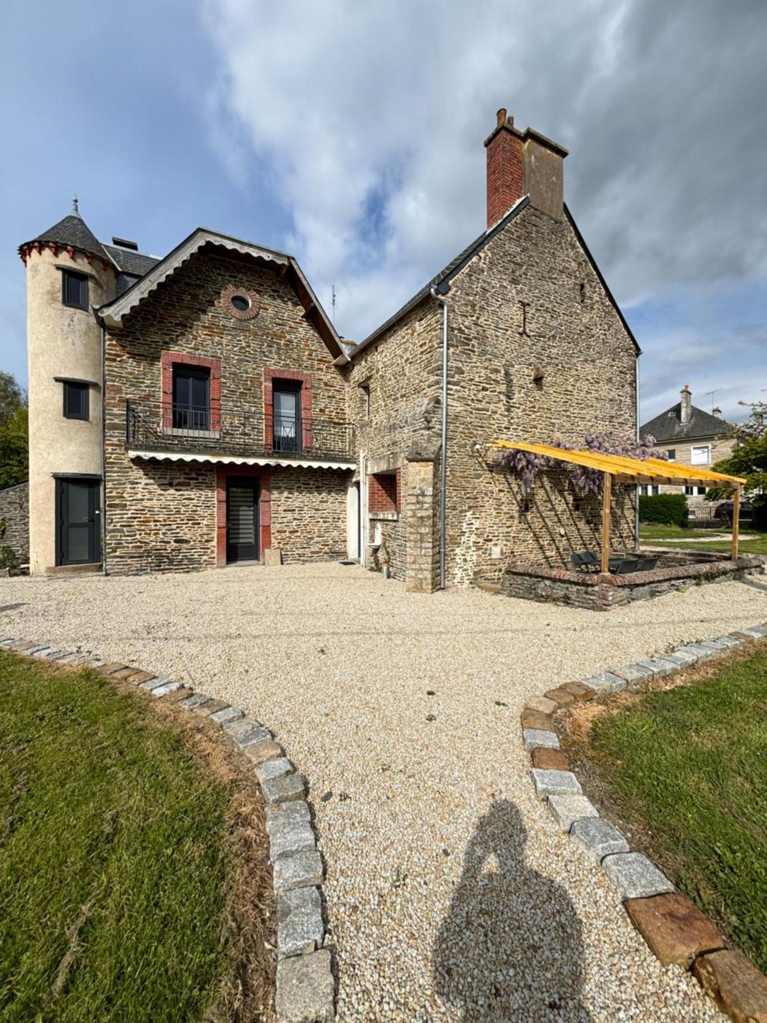 Gite De La Petite Tour Pontorson Extérieur photo